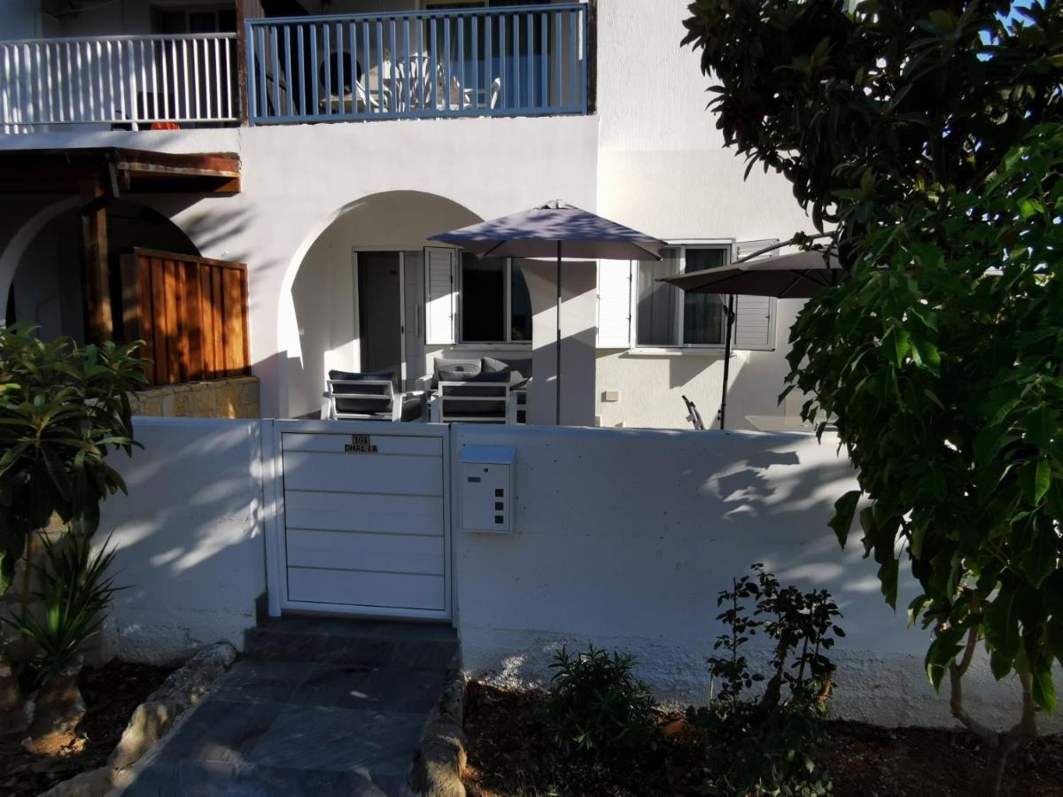Paphos Gardens Apartment Exterior photo